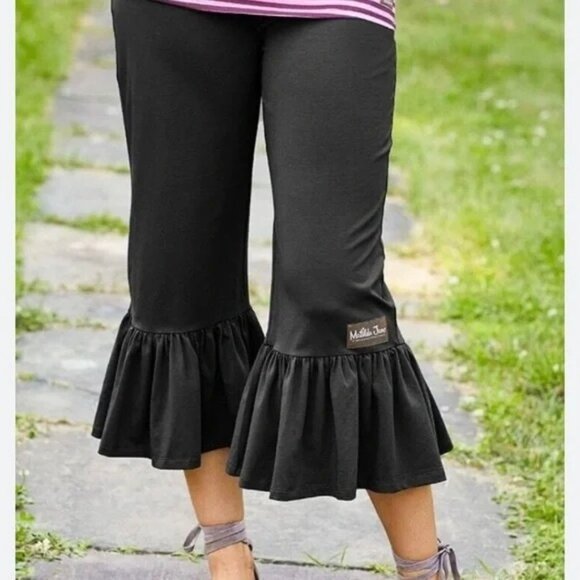 MATILDA JANE Black Ruffled Cropped Pants Stretchy High Rise Size M - Picture 1 of 6